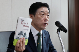 8월뉴스김성진 (1).jpg