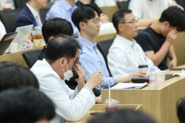 특집의정갈등신현우05.jpg