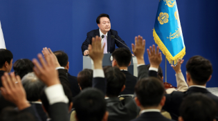 특집대통령실송원영12.jpg