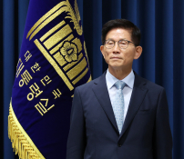 특집대통령실송원영07.jpg