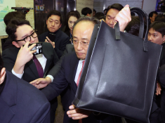 특집계엄령조성우14.jpg