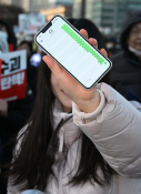 20241214-0000비상계엄 국회 2차탄핵날-창원시청 앞 창원광장KZ9_4061-39055 copy.JPG