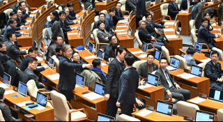 특집 계엄령 이동근 (16).jpg
