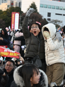 20241214-2비상계엄 국회 2차탄핵날-창원시청 앞 창원광장KZ9_3998-39072.jpg