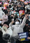 20241214-2비상계엄 국회 2차탄핵날-창원시청 앞 창원광장KZ9_4015-39065.jpg