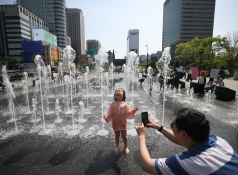 4월_조선영상비전_장련성 (9).jpg