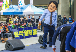 특집계엄령김종진 (1).jpg