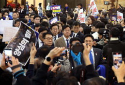 계엄령특집조성봉28.jpg