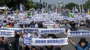 특집의정갈등박상훈01.jpg