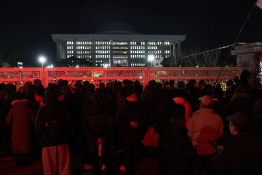 특집계엄령백소아02.jpg