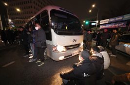 특집계엄령구윤성07.jpg
