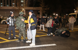 특집계엄령구윤성09.jpg